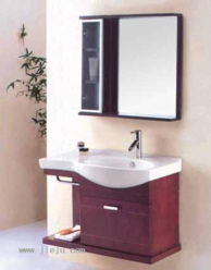 衛浴空間的藝術 浴室柜、玻璃潔具與衛浴鏡的和諧交響